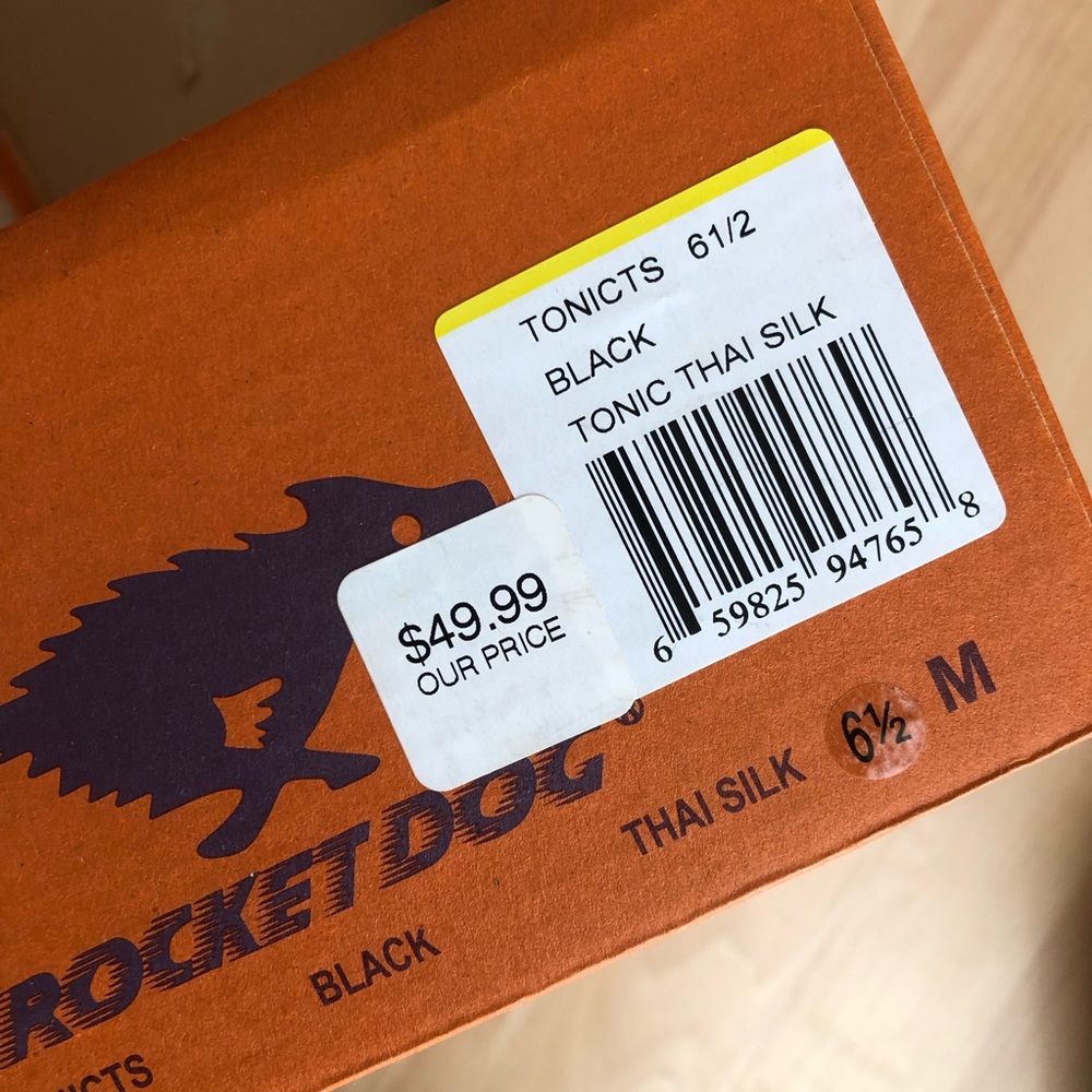 Rocket Dog Black Tonic Thai Silk wedge pumps size 6.5